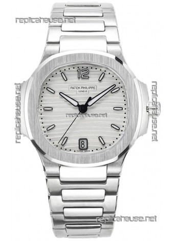 Patek Philippe Nautilus 7118 35MM 1:1 Stainless Steel White Dial 1:1 Superclone Watch 